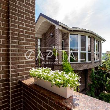 Миколи Миклухи-Маклая вул. (Дежнєва)