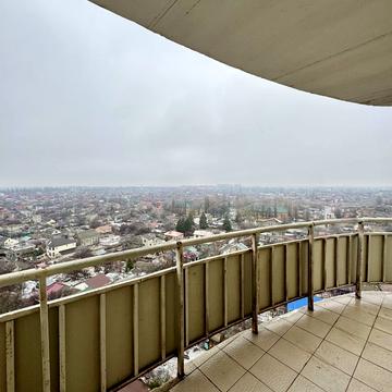 Бреуса вул., 63/1