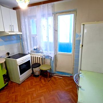 Академіка Булаховського вул., 42/43