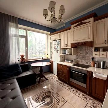 Марсельська вул., 35