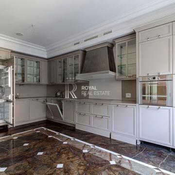 Інститутська вул., 18-А