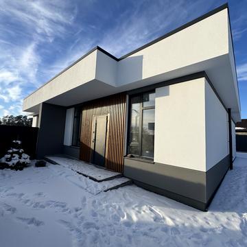 Янтарна вул.