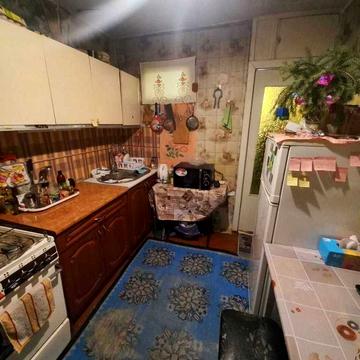 Євгена Коновальця бульв. (Маршала Конєва), 3