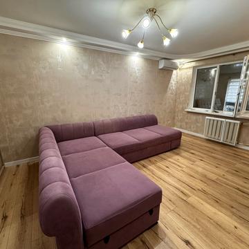 Вацлава Гавела бульв. (Івана Лепсе), 19