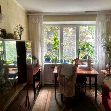 Зарічанська вул., 8/1