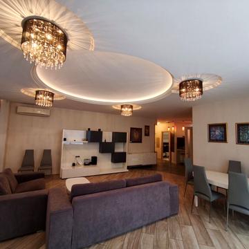 Генуезька вул., 5