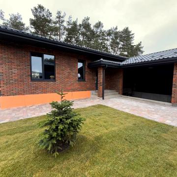 Жовтнева вул.