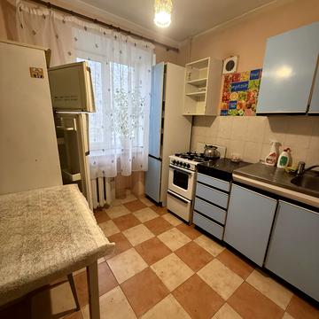 Академіка Корольова вул., 2