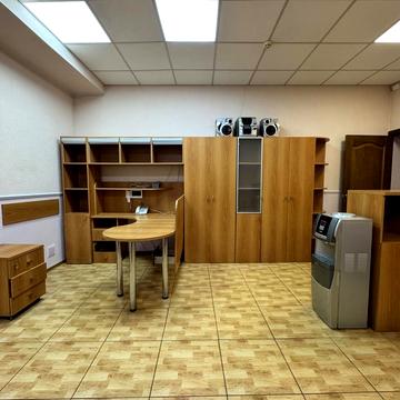 Ярославська вул., 11