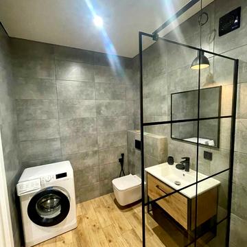 Співдружності вул., 5