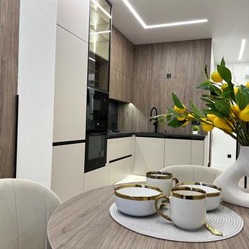 Мартинова просп., (вул. Радісна, 4)