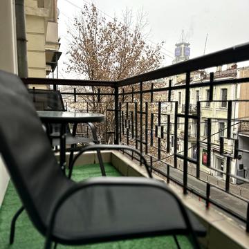 Круглоуніверситетська вул., 2/1