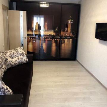 Володимира Українця вул., 57