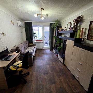 Монюшка вул., 12