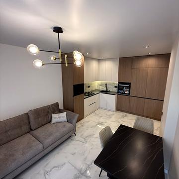 Залізнична вул., 7А