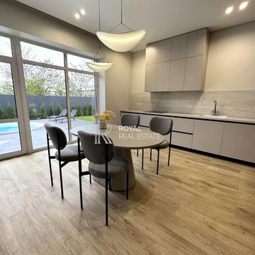 Святищенська вул., 5