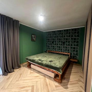 Осокорська вул., 2а