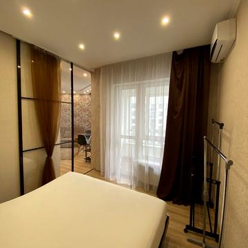 Зарічна вул., 1-В