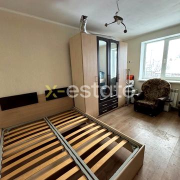 Переїзна вул., 12