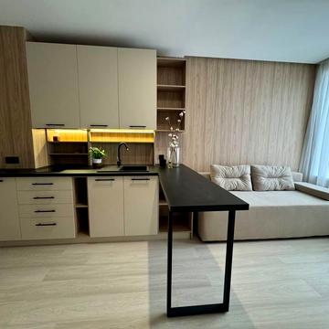 Академіка Заболотного вул., 1-А