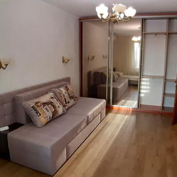 Машинобудівна вул., 21