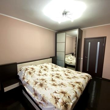 Романа Шухевича вул., 14