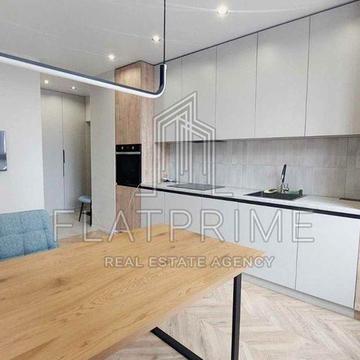 Салютна вул., 2к18