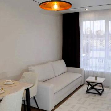 Старокостянтинівське шосе, 20/8