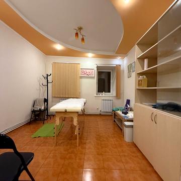 Виконкомівська вул., 45