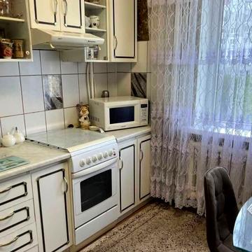 Панаса Мирного вул., 28