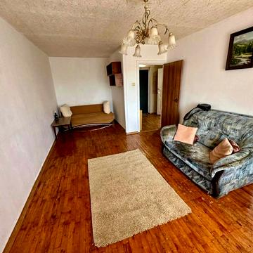 Новокримська вул., 4