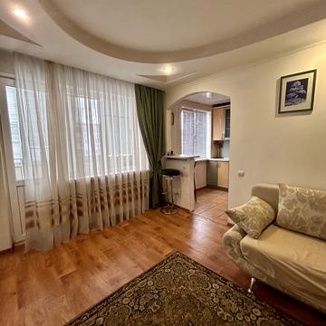 Добровольчих Батальйонів вул., 1