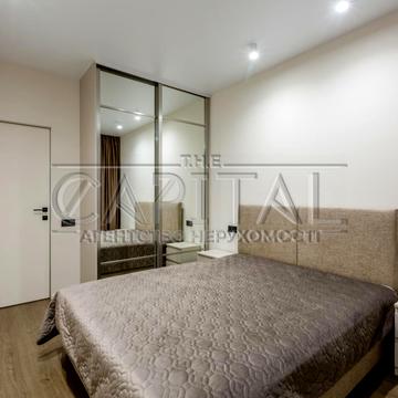 Кудрявська вул., 24а