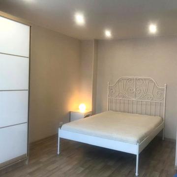 Академіка Андрія Сахарова вул., 58а