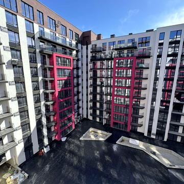 Романа Левицького вул., (Будинок 2)