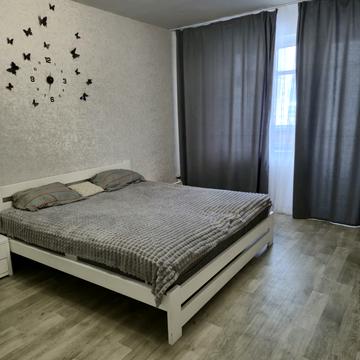 Червоної Калини просп. (Володимира Маяковського), 20