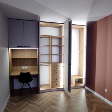 Під Голоском вул., 8