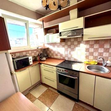 Олександра Кошиця вул., 1