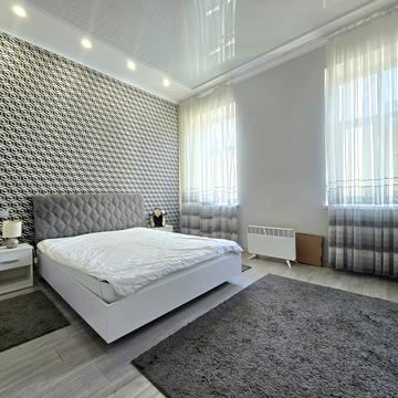 Пантелеймона Куліша вул., 13