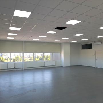 Лесі Українки вул., 48