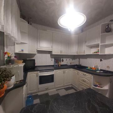 Ревуцького вул., 10/2