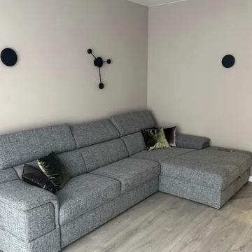 Метрологічна вул., 107