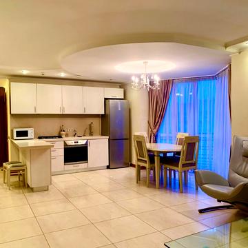 Лесі Українки бульв., 10