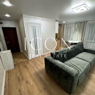 Мечникова вул. (Кловський), 11