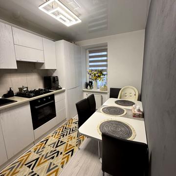 Південний бульв., 38