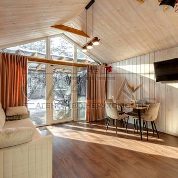 Українська, 2 б