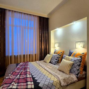 Дмитра Яворницького просп. (Карла Маркса), 82