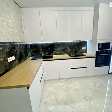 Професора Шульги вул., (Будинок 7)