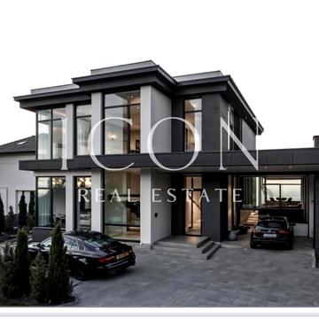 Квітнева вул.