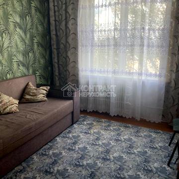 Нескорених вул. (Героїв Праці), 4